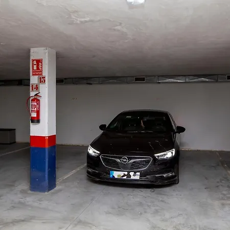 Precioso Atico Parking Gratuito Апартаменти
